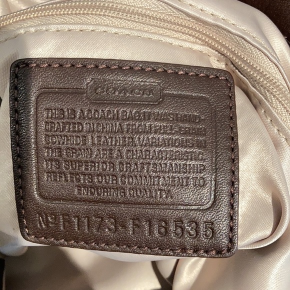 Coach hobo bag rich chocolate brn lthr 13.5hx13w - Picture 8 of 12